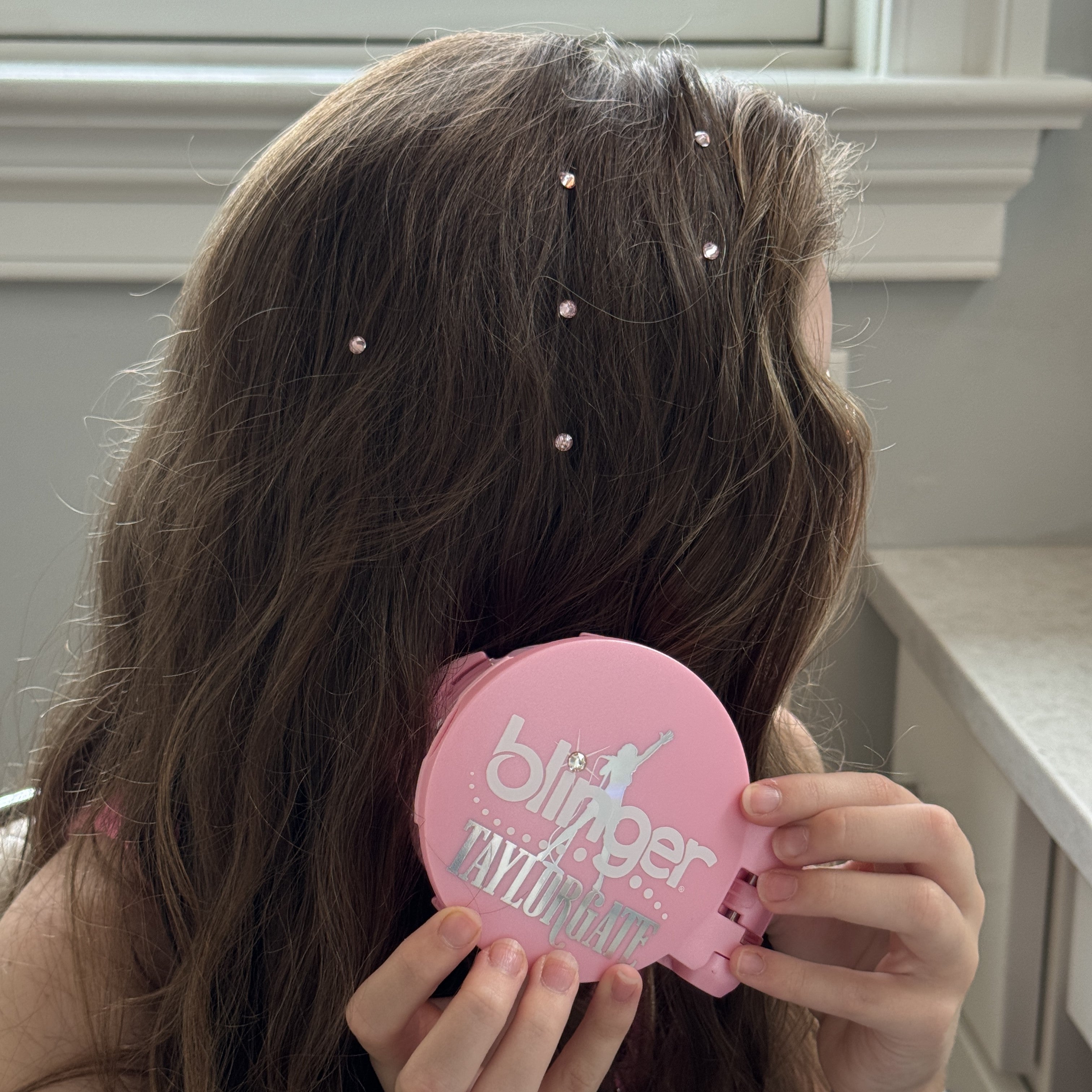 blinger® Limited Edition Reflections Starter Set with blinger® Styling Tool + 90 Precision-Cut Glass Crystals